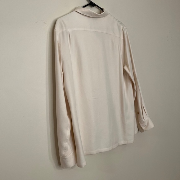 Lauren Ralph Lauren 100% Silk Twill Shirt size PM - Picture 8 of 8